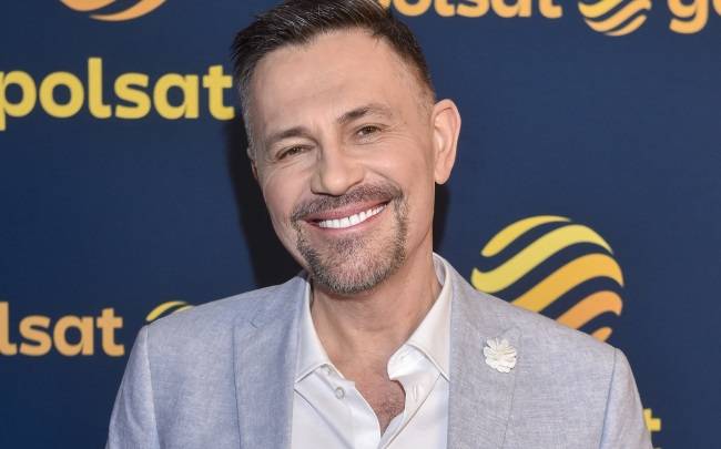 Krzysztof Ibisz ujawnił imię dziecka! Prezenter pokazał pierwsze zdjęcia z synkiem [ZDJĘCIA]