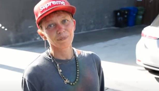 Loni Willison była modelką i żoną znanego aktora. Dziś żyje na ulicy: "Mam tu wszystko, czego potrzebuje"               