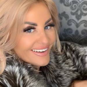 Dagmara z "Królowych życia" odważnie odsłoniła biust. W tym bikini wygląda obłędnie! [WIDEO]