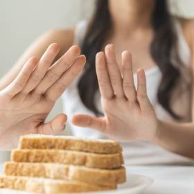 Co jeść zamiast chleba? Kilogramy polecą w dół