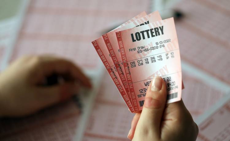 Ile?! Rekord Guinnessa za najwyższą wygraną na loterii pobity! 