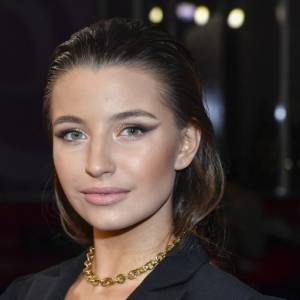 Julia Wieniawa odsłania ciało w skąpym body. Odważna poza zszokowała fanów!