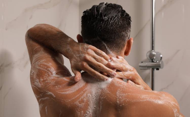 Czego nie myjemy w czasie kąpieli? Wiele osób zapomina o tych miejscach!