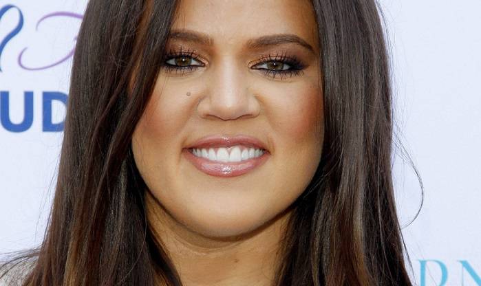 Khloe Kardashian z mamą. Kobieca sesja zdjęciowa robi wrażenie! Takie kadry to rzadkość [FOTO]