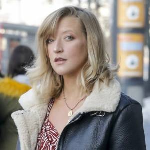 Lara Gessler odsłoniła ciało. Pokazała, jak wygląda kilka miesięcy po porodzie i podzieliła internautów! [ZDJĘCIE]