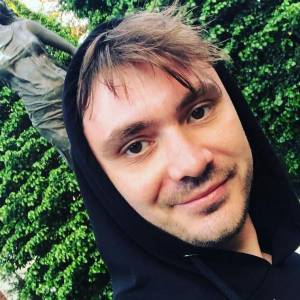 Daniel Martyniuk pokazał zdjęcie Laury. Dumny tata odwiedził córkę i obsypał ją prezentami