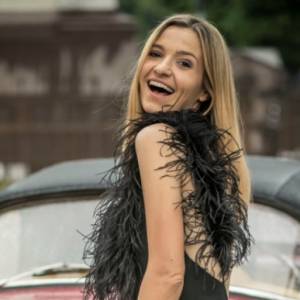 Joanna Koroniewska w skąpym gorsecie. "Ostro grasz" - komentuje mąż