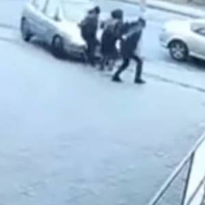 Potrącił trzy osoby idące chodnikiem. Chwile grozy w Siedlcach [WIDEO]