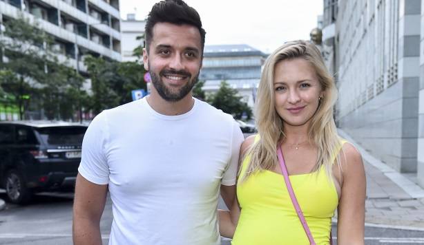 Syn Barbary Kurdej-Szatan na nowym zdjęciu. Śpiący Henio tuli się do taty!            