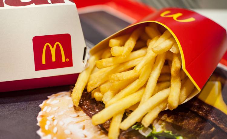 McDonald's ogranicza sprzedaż frytek! Będą sprzedawane tylko w małych porcjach