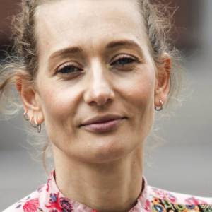 "Osiecka". Nowy serial debiutuje w TV! Kiedy i gdzie oglądać pierwszy odcinek?                                                                                                             