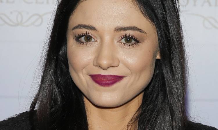 Adriana Kalska "przyłapana" w łazience. Tak pozowała w eleganckiej kreacji! "Zjawiskowa"