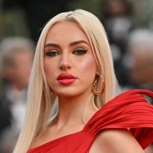 Caroline Derpienski porzuca dotychczasowy wizerunek. "Welcome in my new era" [FOTO]