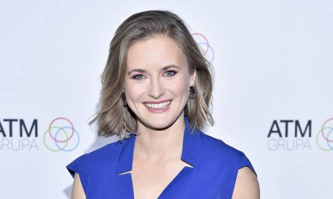 Marta Chodorowska pozuje z nagim biustem. Cezary Żak nie przeszedł obojętnie. Dodał zaskakujący komentarz [FOTO]