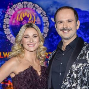 Kajra zachwyca ciałem w stroju kąpielowym. Rozmarzeni fani wzdychają: "Ach, ta figura!" [FOTO]