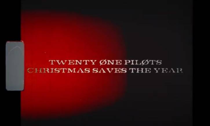 Świąteczne dźwięki od Twenty One Pilots. Sprawdź "Christmas Saves The Year"