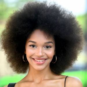 Nicole Akonchong zapozowała w body. Fani zachwyceni! "Prześliczna!" [FOTO]