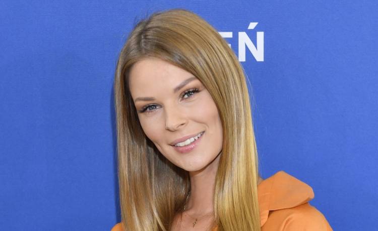 Ciężarna Małgorzata Tomaszewska mierzy się z chorobą. Pokazała, co stało się z jej twarzą [FOTO]