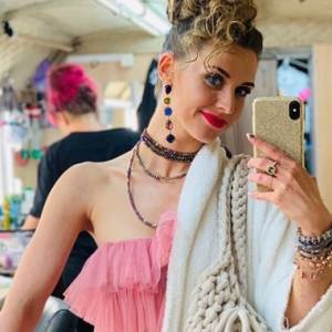 Julia Kamińska na zdjęciach "przed i po". Spora zmiana! Co na to fani?