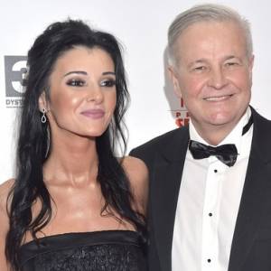 65-letni Apoloniusz Tajner znów zostanie tatą. Jego partnerka jest o 36 lat młodsza                             