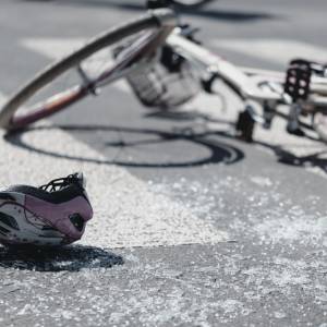 Potrącił dziecko na pasach i odjechał. Wszystko nagrała kamera! [WIDEO]