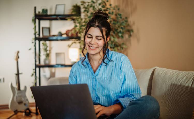 Polacy coraz więcej wydają na hobby! Ile miesięcznie kosztują nas pasje?, fot. Shutterstock