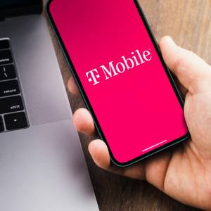 Masz numer w T-Mobile? Możesz dostać zwrot pieniędzy – decyzja UOKiK już obowiązuje!