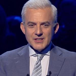 Milionerzy. Gdzie w aucie seryjnie montowane są ładunki pirotechniczne? Co łączy Kolumbię z Kolumbią Brytyjską? 