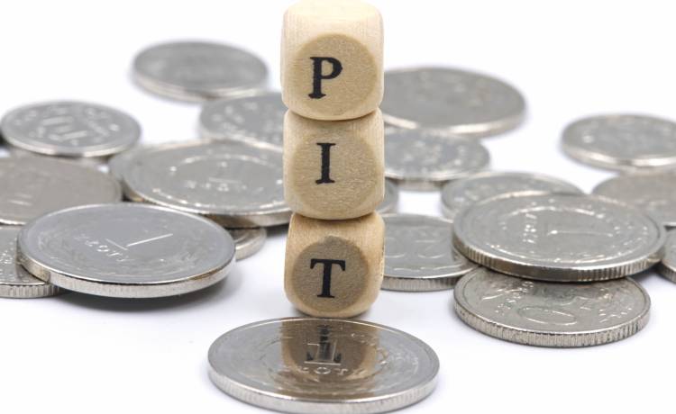 Koniec czasu na rozliczenie PIT za 2025 rok, fot. Shutterstock