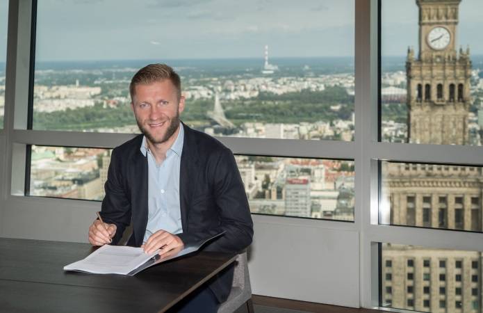 Kuba Błaszczykowski inwestuje w nieruchomości w centrum Warszawy! Kupił trzy apartamenty w wieżowcu ZŁOTA 44