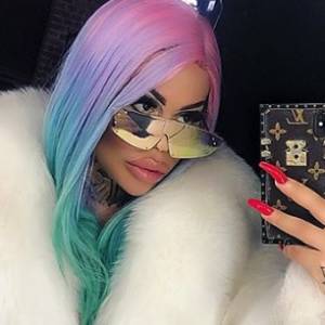 Laluna pokazała, jak wygląda bez mocnego makijażu i sztucznych rzęs. Jak Katarzyna z "Królowych życia"prezentuje się w takiej wersji? 