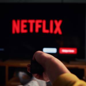Netflix pod ostrzałem UOKiK. Musi złożyć wyjaśnienia w sprawie zakazu współdzielenia kont