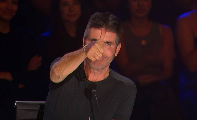 Niewidomy 26-latek z autyzmem usiadł przy fortepianie i zaśpiewał. Kodi Lee oczarował jurorów "Mam talent": "Przyszedłem znowu wygrać" [WIDEO]