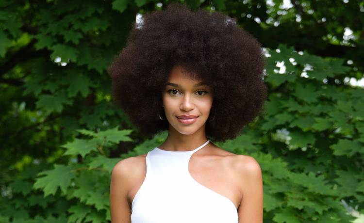 Nicole Akonchong w bikini. Finalistka "Top Model" chwali się wypoczynkiem w jacuzzi [FOTO]