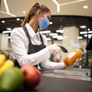 Kasjer nie odmówi już za to sprzedaży. Nowe prawo dla sprzedawców wkrótce wejdzie w życie