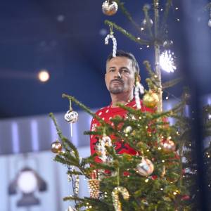 Krzysztof Ibisz jako „Kevin sam w domu”? Polsat zaskakuje na 25-lecie emisji!