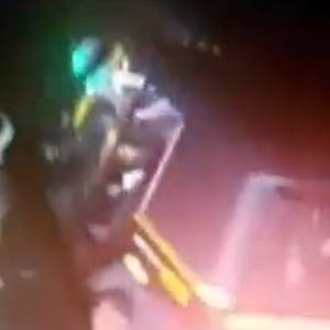 Ta ciężarówka nie miała szans z gaurem Staranował ją! [WIDEO]