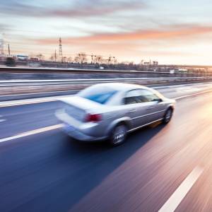 Kierowca pędził 300 km/h na drodze ekspresowej S7. Policja nie mogła dogonić pirata drogowego