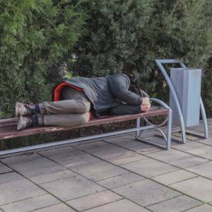 Brutalny atak na bezdomnego. Nastolatkowie za kratami