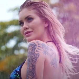 Lexi z "Hotelu Paradise" nago na kontrowersyjnym zdjęciu. Odpowiada na krytykę