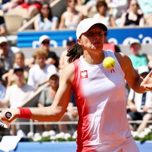 Iga Świątek we łzach! Co poszło nie tak w półfinale IO 2024?