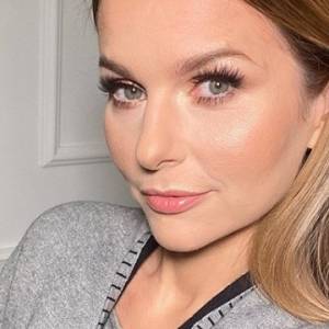 Paulina Sykut-Jeżyna zdecydowała się na domowe farbowanie! Efektami podzieliła się w sieci!