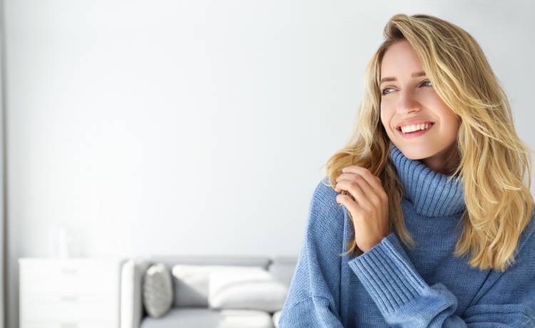 Temperatury coraz niższe. Ubrania z jakich materiałów wybrać, żeby nie zamarznąć?