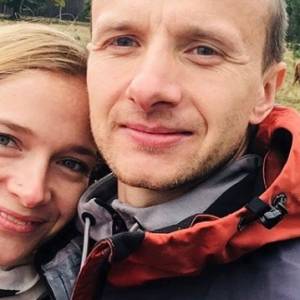 "Rolnik szuka żony". Marta pokazała córkę! Nie zabrakło też Pawła. "Pana przedstawiać nie muszę"