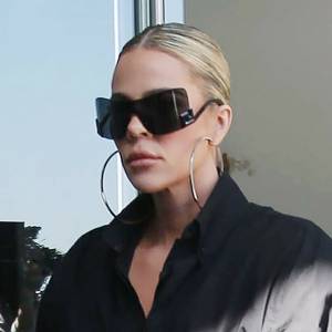 Khloe Kardashian rozebrała się w otoczeniu śniegu. "Hot" [FOTO]