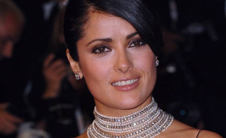 Salma Hayek w naturalnym wydaniu. 54-letnia aktorka zniewala 