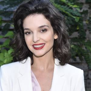 Zrezygnowała z fortepianu dla aktorstwa? Maria Dębska zgrała przed kamerą! [WIDEO] 