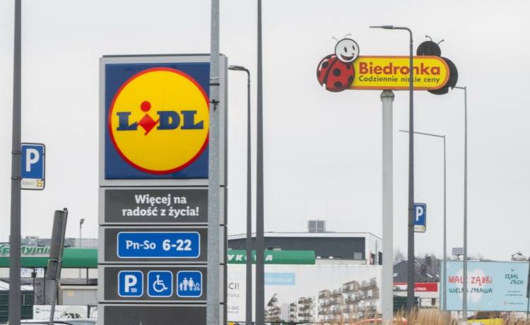 Marketingowa wojna między Biedronką a Lidlem, fot. Lukasz Gdak/East News