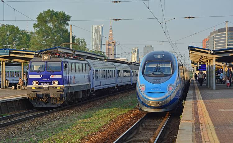 Bilety na pociągi w sklepach i kioskach? PKP Intercity ma nowe plany