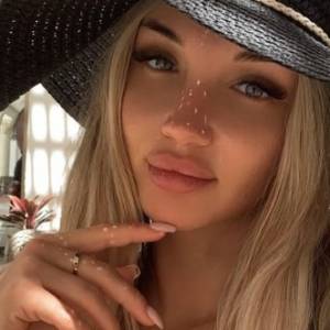 Caroline z "Love Island" wyjeżdża z Polski! "Ostatni weekend w Warszawie". Wspomniała też o związku z Mateuszem [ZDJĘCIE]                          